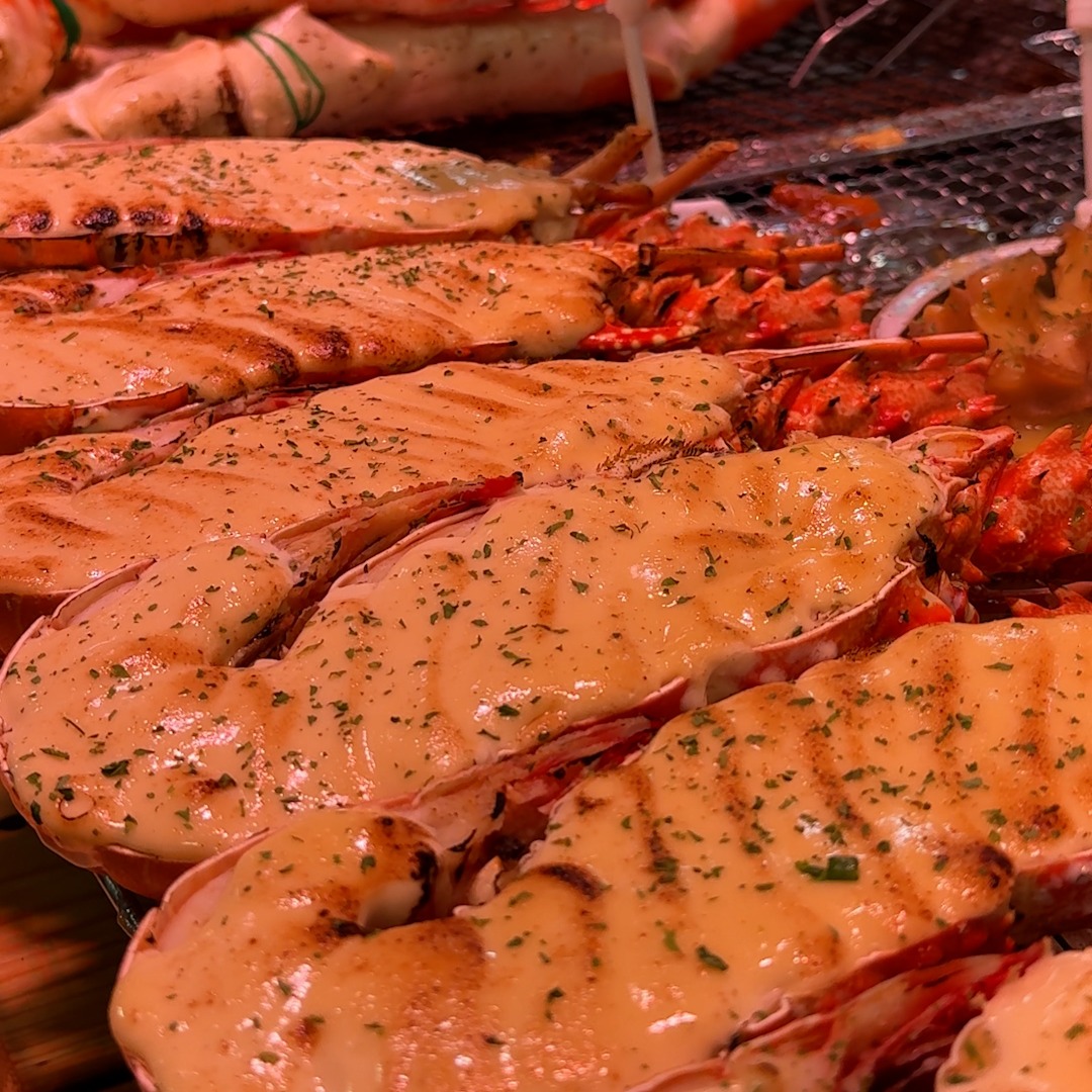 糸満漁業協同組合・お魚センター