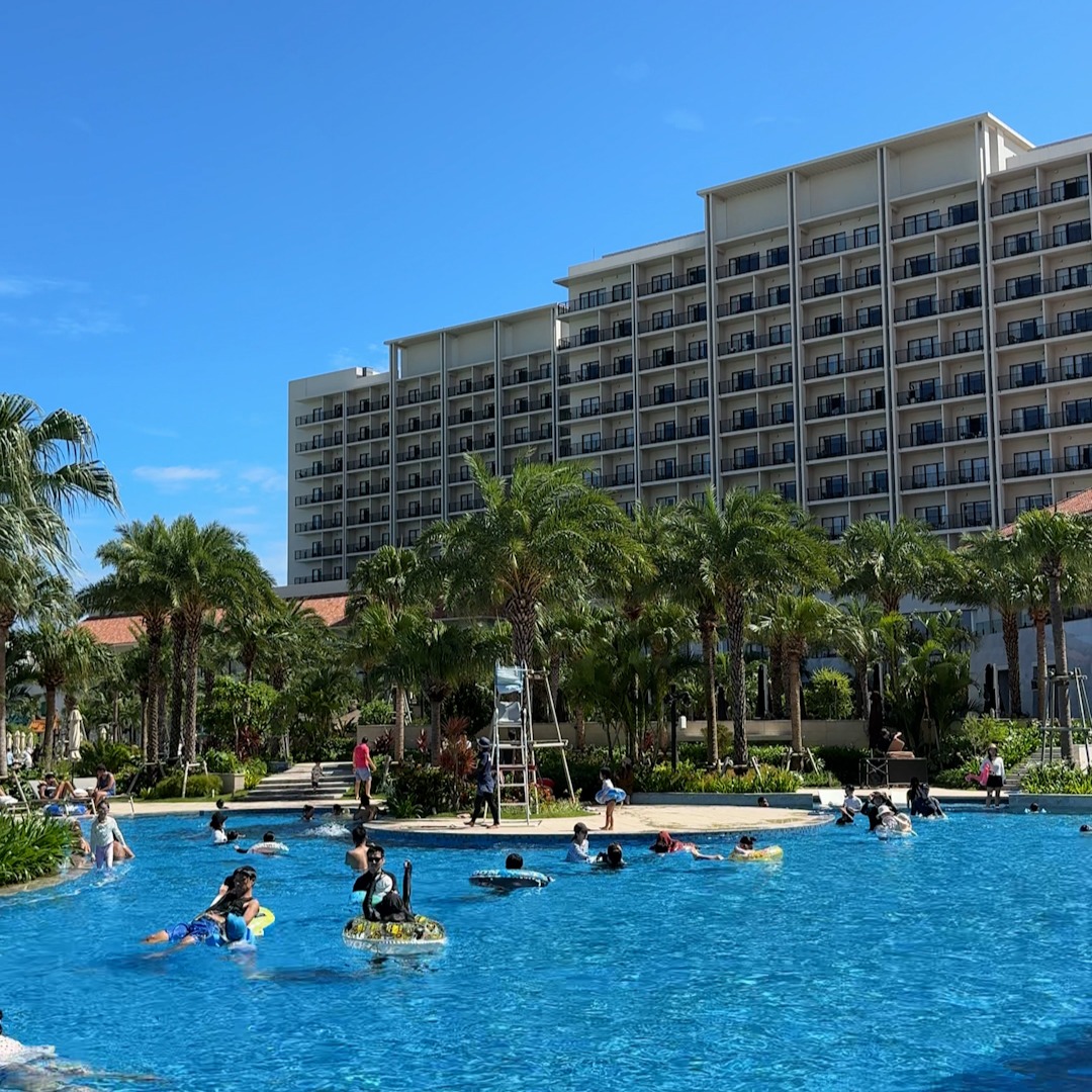 琉球ホテル&リゾート名城ビーチ内　プール